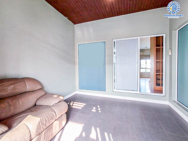 *****ทาวน์โฮมมือสองย่านกรุงเทพมหานคร ม.บ้านกลางเมือง สาทร-ราชพฤกษ์ คุณภาพระดับ AP เนื้อที่มากถึง 21.1 ตร.ว. ฟังก์ชัน 3 ห้องนอน 3 ห้องน้ำ 2 ที่จอดรถ บนทำเลยอดเยี่ยม เชื่อมต่อถ.ราชพฤกษ์ ใกล้รถไฟฟ้าถึงสองสาย ทั้งสายสีม่วงและสายสีเขียว "สถานีบางหว้า" ราคาถูกสุดในโครงการ!